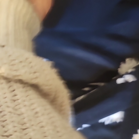 Brand New Cardigan - Picture 2 of 4